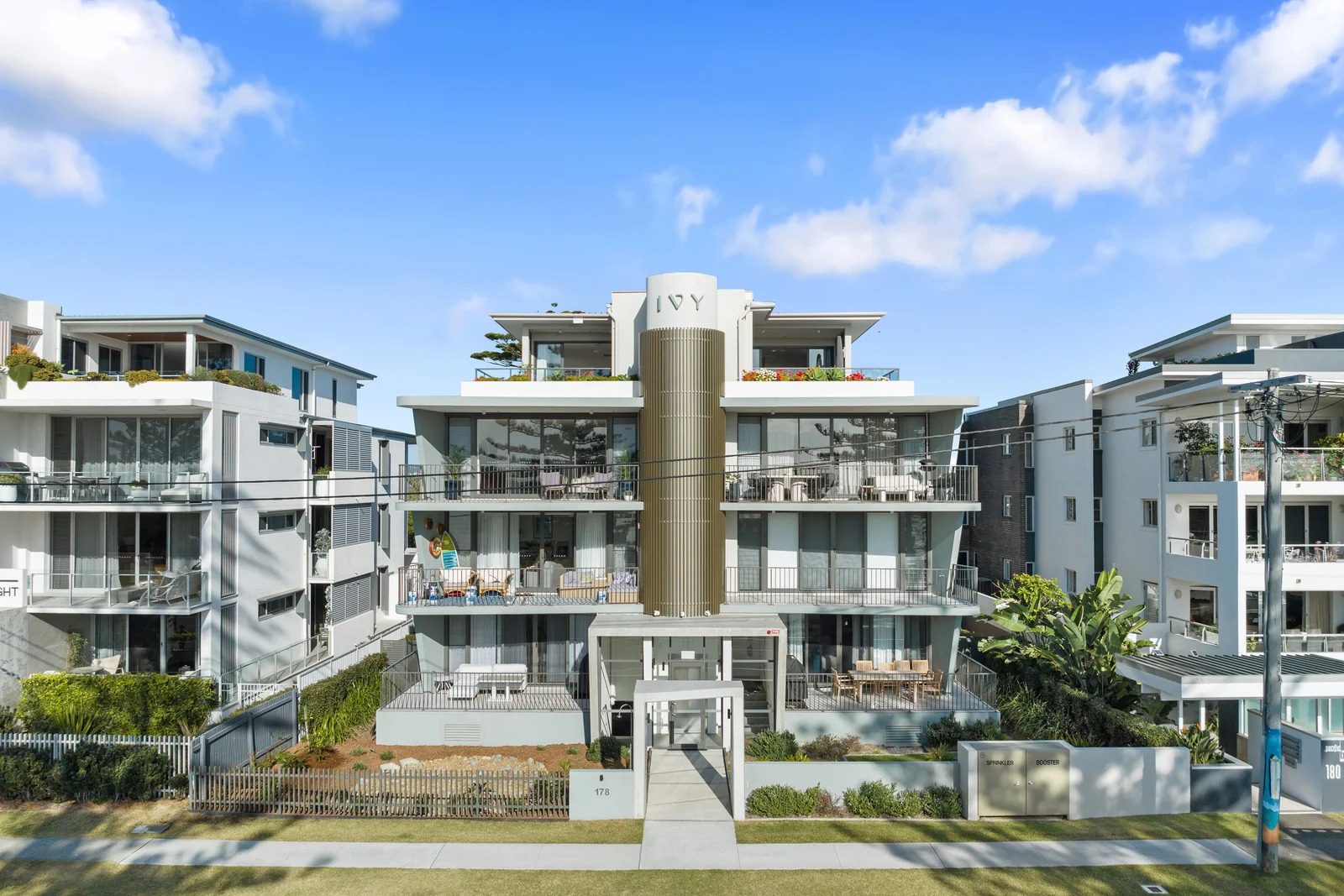 Ivy, Kingscliff