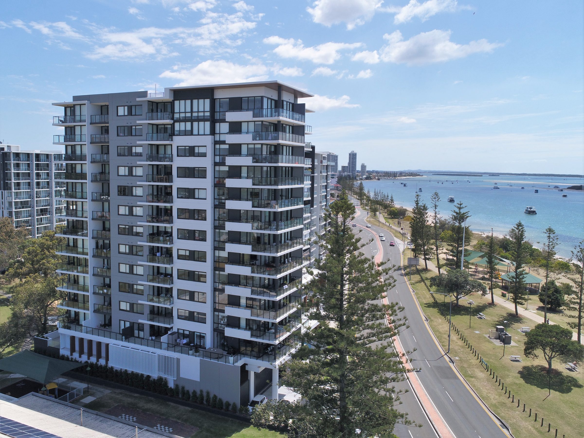Three72 Marine Parade, Labrador